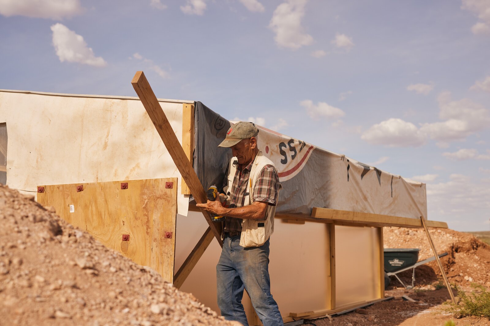Rylander uses leftover building materials in finds in bulk, giving the home a bit of a fort aesthetic.