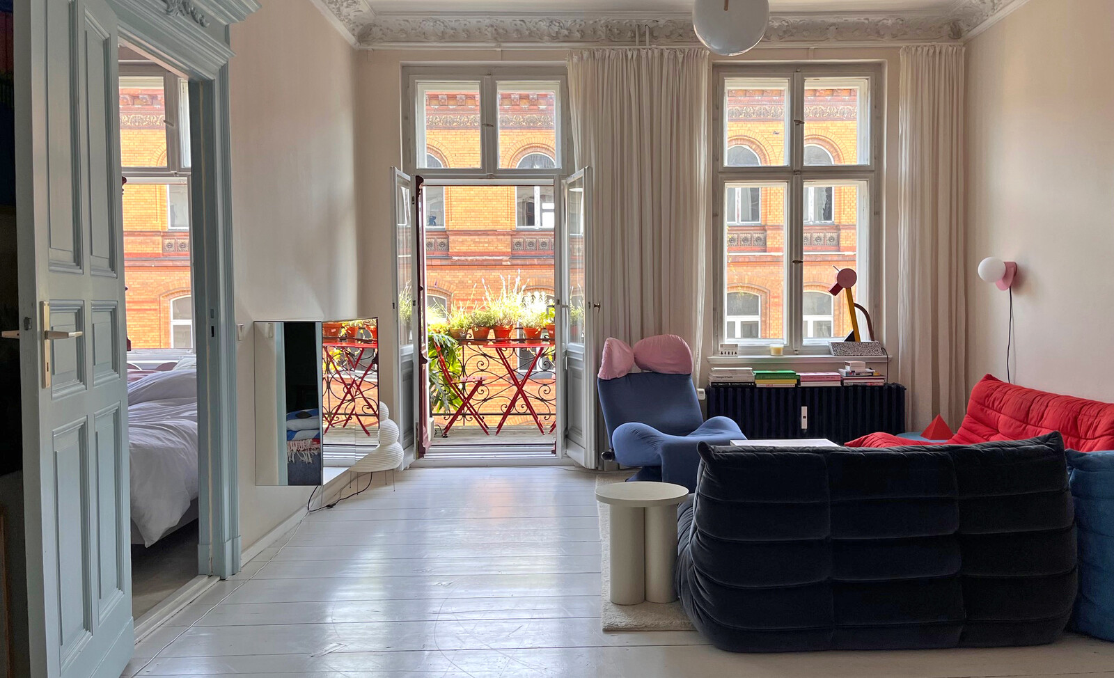 Photo 4 of 14 in Rental Revamp: This Designer Couple’s Vibrant Berlin ...