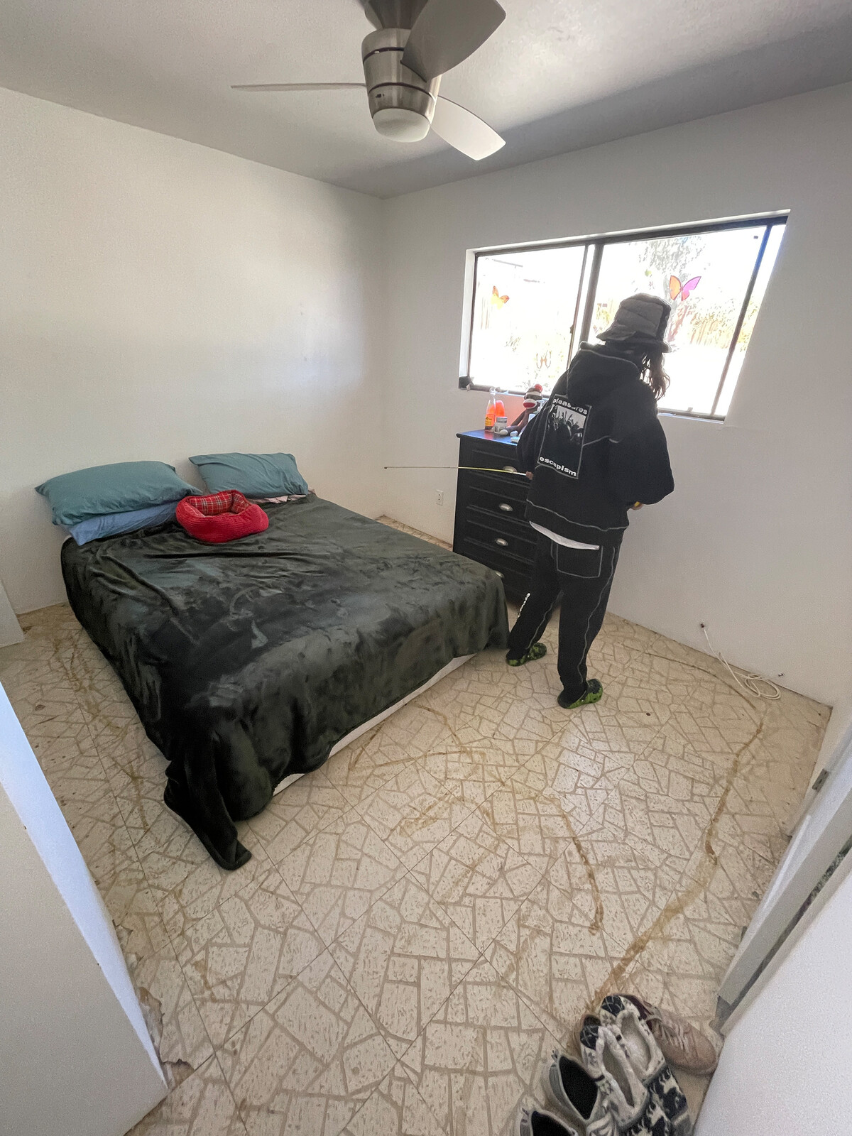 Before: The guest room had only a small window connecting it to the outdoors.