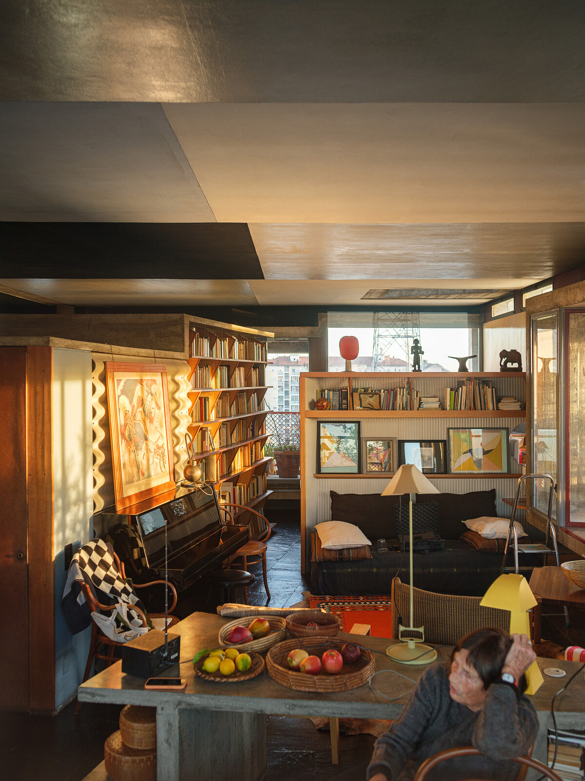 Maria Riva Home Photo 13 of 17 in Take a Rare Look Inside an Ahead-of-Its-Time Home by ...