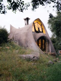 Want to Live Like a Hobbit? This $775K SoCal Home Is Straight Out of Middle Earth