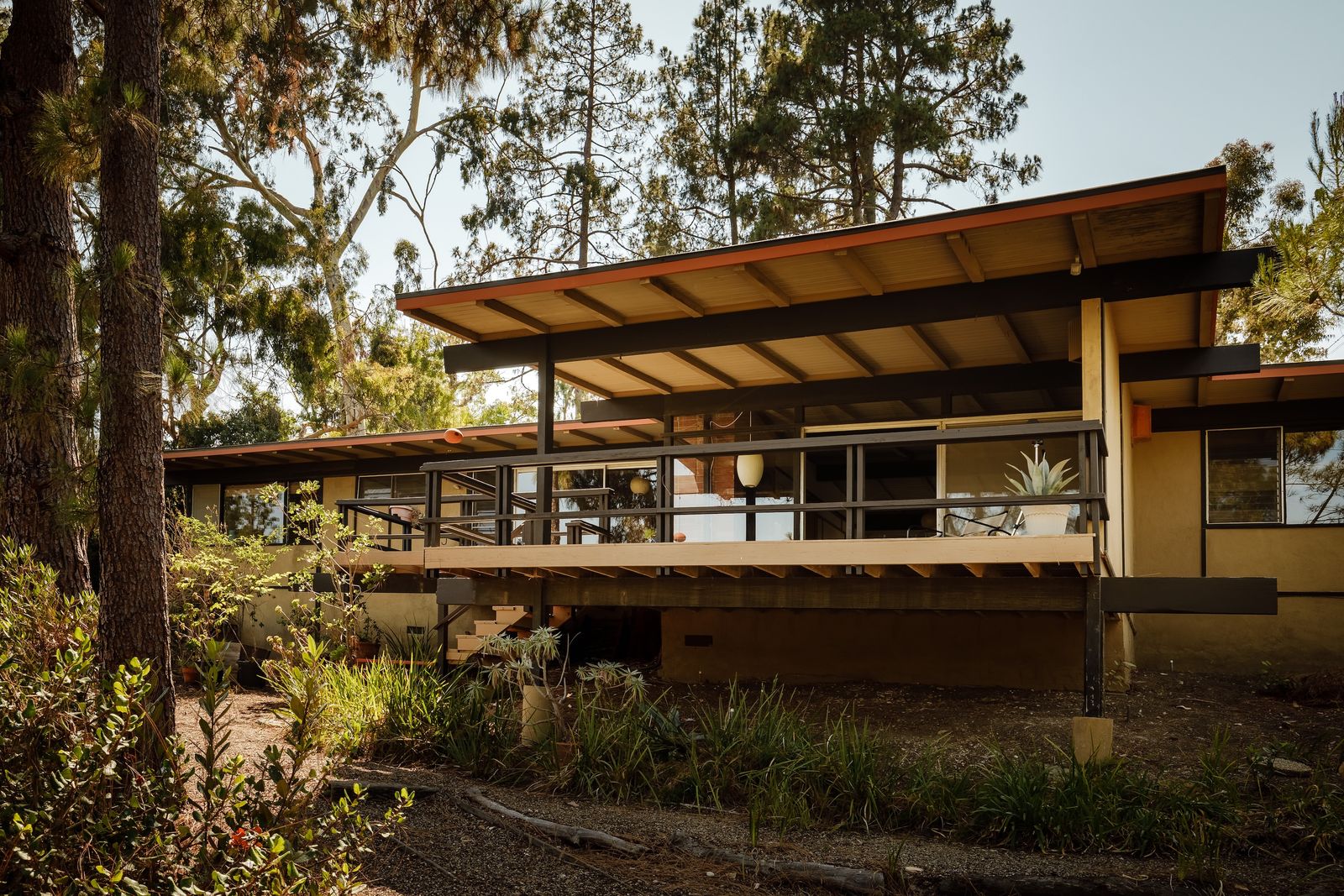 Surrounded by tall pines on a secluded Palos Verdes site, the Buff, Straub, & Hensman home is in almost entirely original condition.