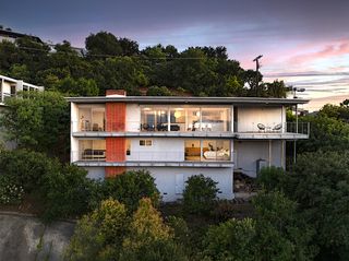 This $2M Studio City Midcentury Comes With Showstopping Views