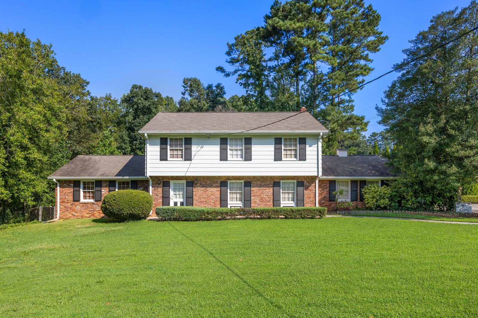 The retro residence starred in Netflix’s most popular series, and it’s on the market just in time for Halloween. Demogorgons not included. 