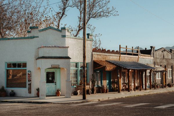 At its peak in the 1930s and ’40s, the desert town of Jacumba, with its hot springs hotel, was a thriving outpost for wellness tourism.