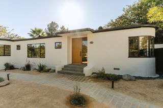 After a Complete Overhaul, a Streamline Modern Stunner in Los Feliz Seeks $3.5M