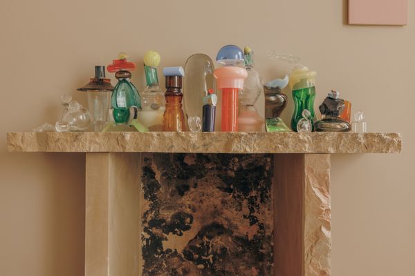 Bolaños-Durman’s work sits atop a mantel and hearth made from stone offcuts.