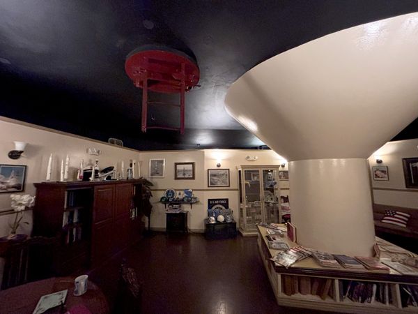 The guest apartment, which according to the Airbnb listing has 