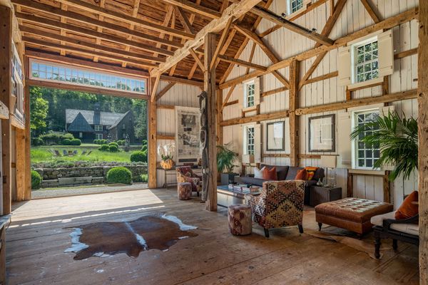 According to the realtor, owners Joshua Abram and Cristina Azario oversaw a full renovation of the property in 2017, with Azario directing the interiors.