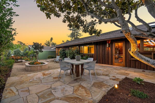 Designed in 1962 by architect Kermit Darrow, AIA, the four-bedroom, two-bath home sits on a 9,975-square-foot lot in Santa Cruz’s Upper Westside.<span style="font-family: Theinhardt, -apple-system, BlinkMacSystemFont, "Segoe UI", Roboto, Oxygen-Sans, Ubuntu, Cantarell, "Helvetica Neue", sans-serif;"> It is being offered publicly for the first time after remaining with the same family since it was built.  </span>