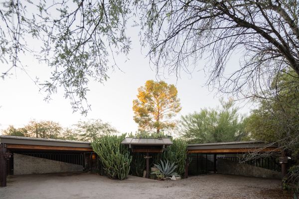 Architect and builder Ron Fridlind spent more than four decades transforming a modest Tucson house into his personal residence, adding courtyards, gardens, and spaces for creative work.