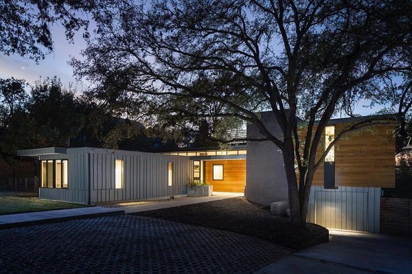 Designed in 1950 by A.D. Stenger, this three-bedroom, three-bath residence was remodeled by Chioco Design in 2012—which was inspired by the original Stenger architecture, but ended up becoming a completely new work of art. The flat-roofed structure is constructed with metal siding and wood, and adds a dynamic component to the original materials of the home's exterior.