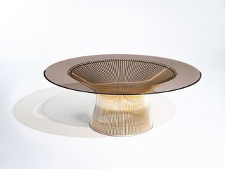 Platner Coffee Table in 18k gold-plated steel. Photograph by Knoll.