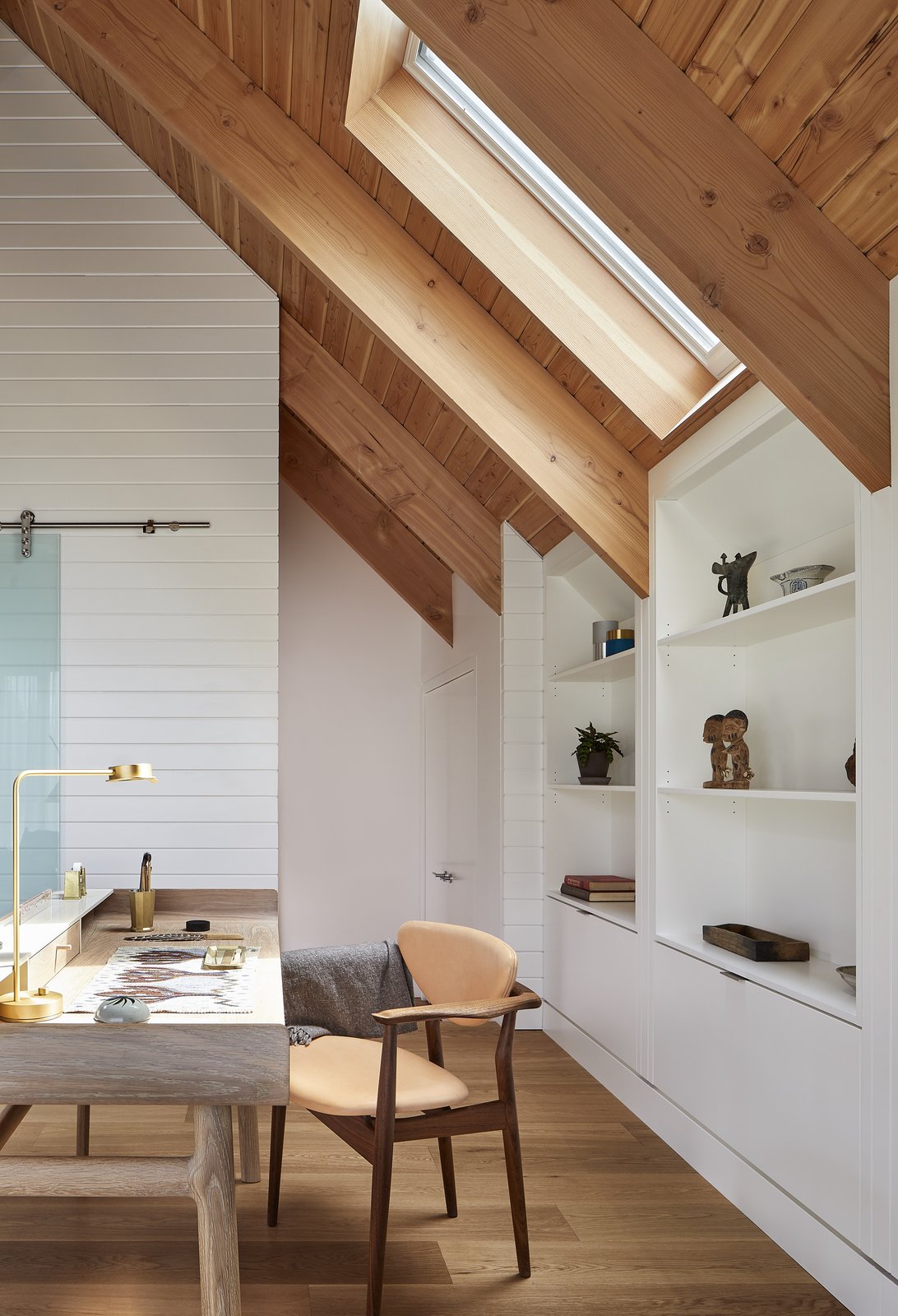 Photo 6 of 12 in This Modern Farmhouse Outside Toronto Makes Its Own ...