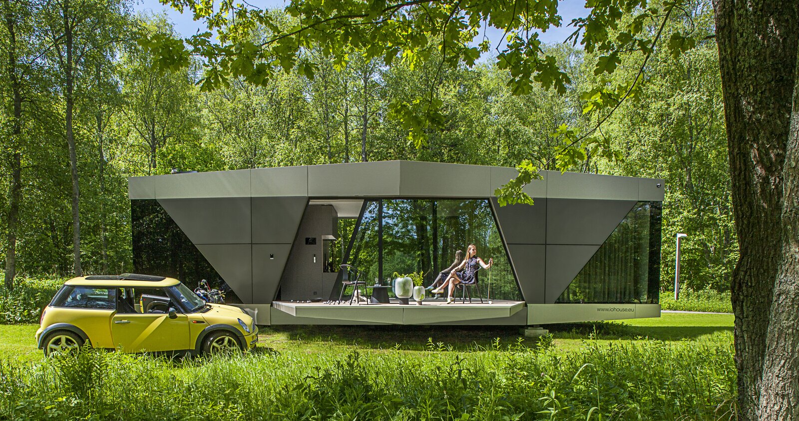 Photo 15 of 16 in This Off-Grid Prefab Is All About Location, Location ... - Off-Grid Apartment Interior Design Prefabricated