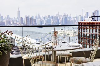 The Hoxton, Britain’s Chic, Affordable Hotel Brand, Opens in Brooklyn ...