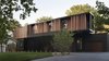 BauLinder Haus is located just a couple of houses away from a landmark Kansas City area home designed by Bauhaus architect, Marcel Breuer. BauLinder Haus was inspired by the modernist details of its prevalent neighbor.
#exterior #bauhaus #wood #kansascity #baulinderhaus #hufft
Photo credit by Mike Sinclair Photo 6 of BauLinder Haus modern home
