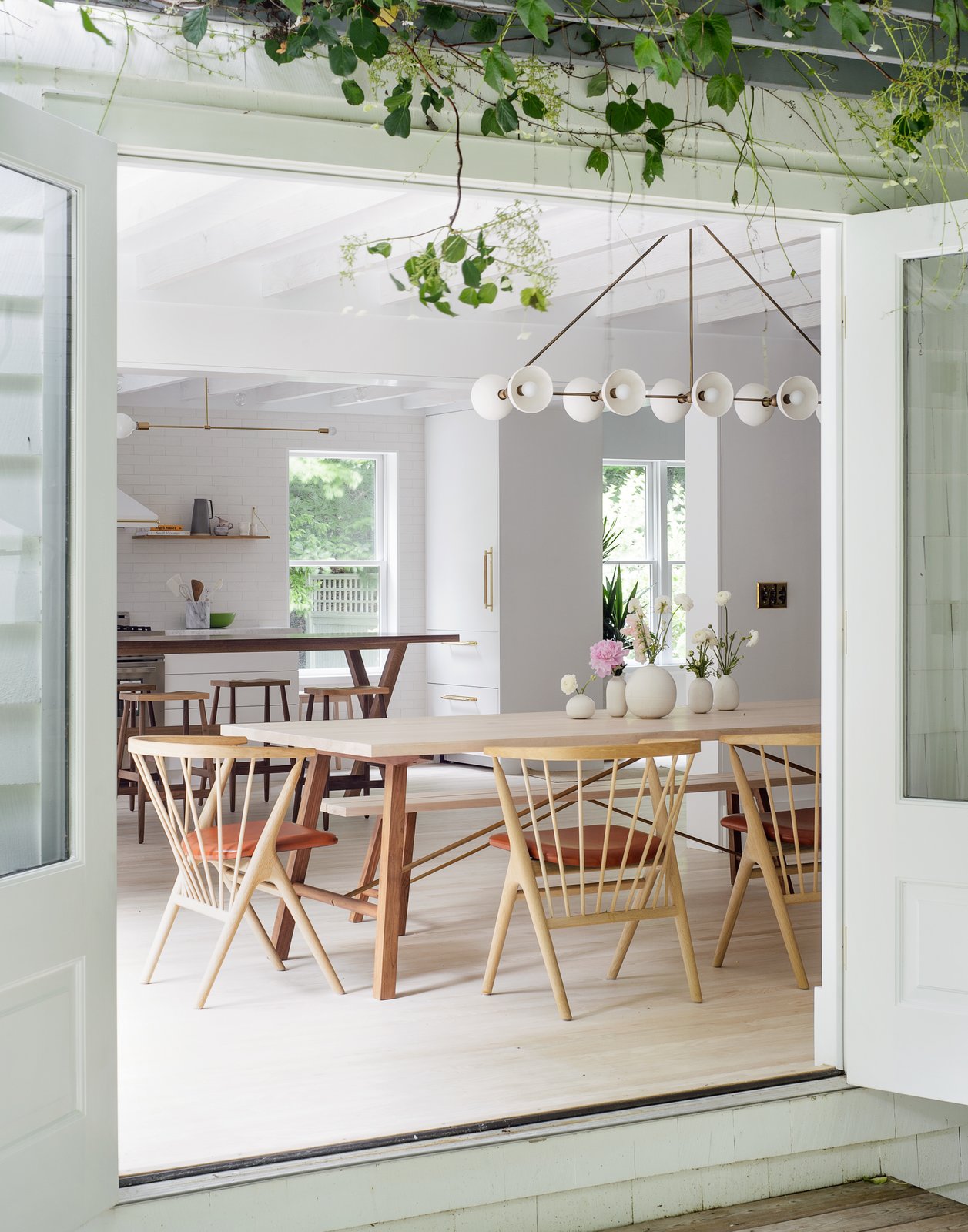 Image showcasing Photo 3 of 19 in A Hamptons Beach Retreat Gets a Scandinavian-Style ...