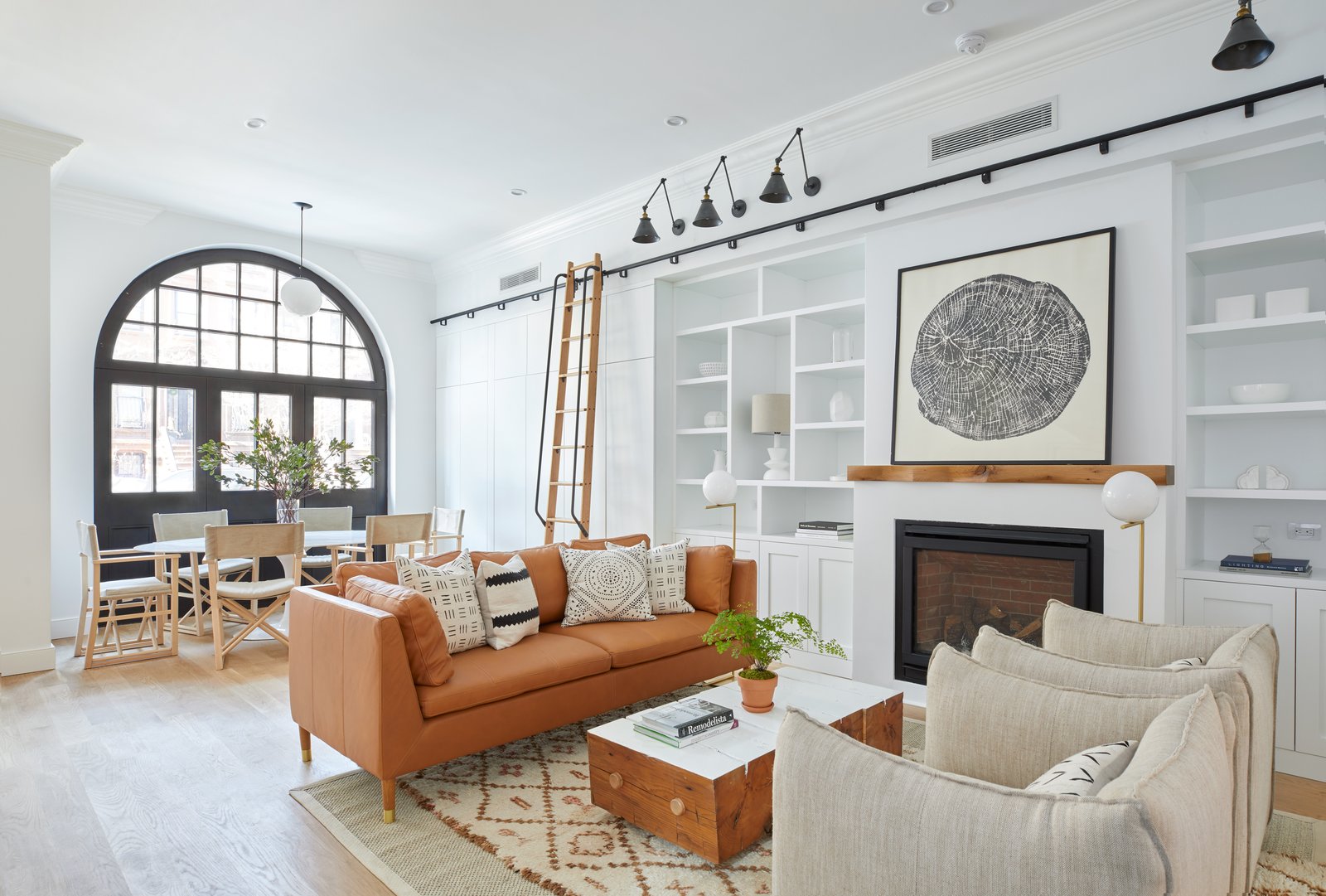 Photo 7 of 14 in Two Renovated Carriage Houses in Brooklyn Hit the ...