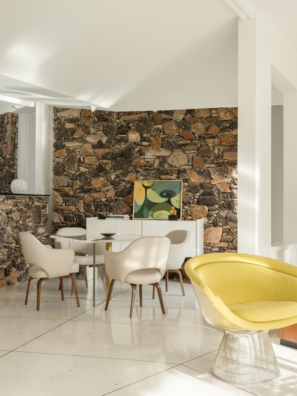 Photo 8 of 19 in Own William Krisel's Palm Springs Pod House For 2.5M