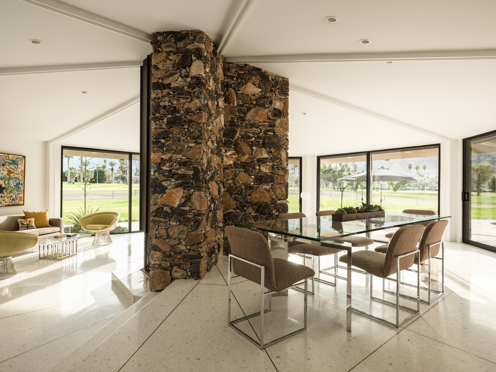 Photo 6 of 19 in Own William Krisel's Palm Springs Pod House For 2.5M