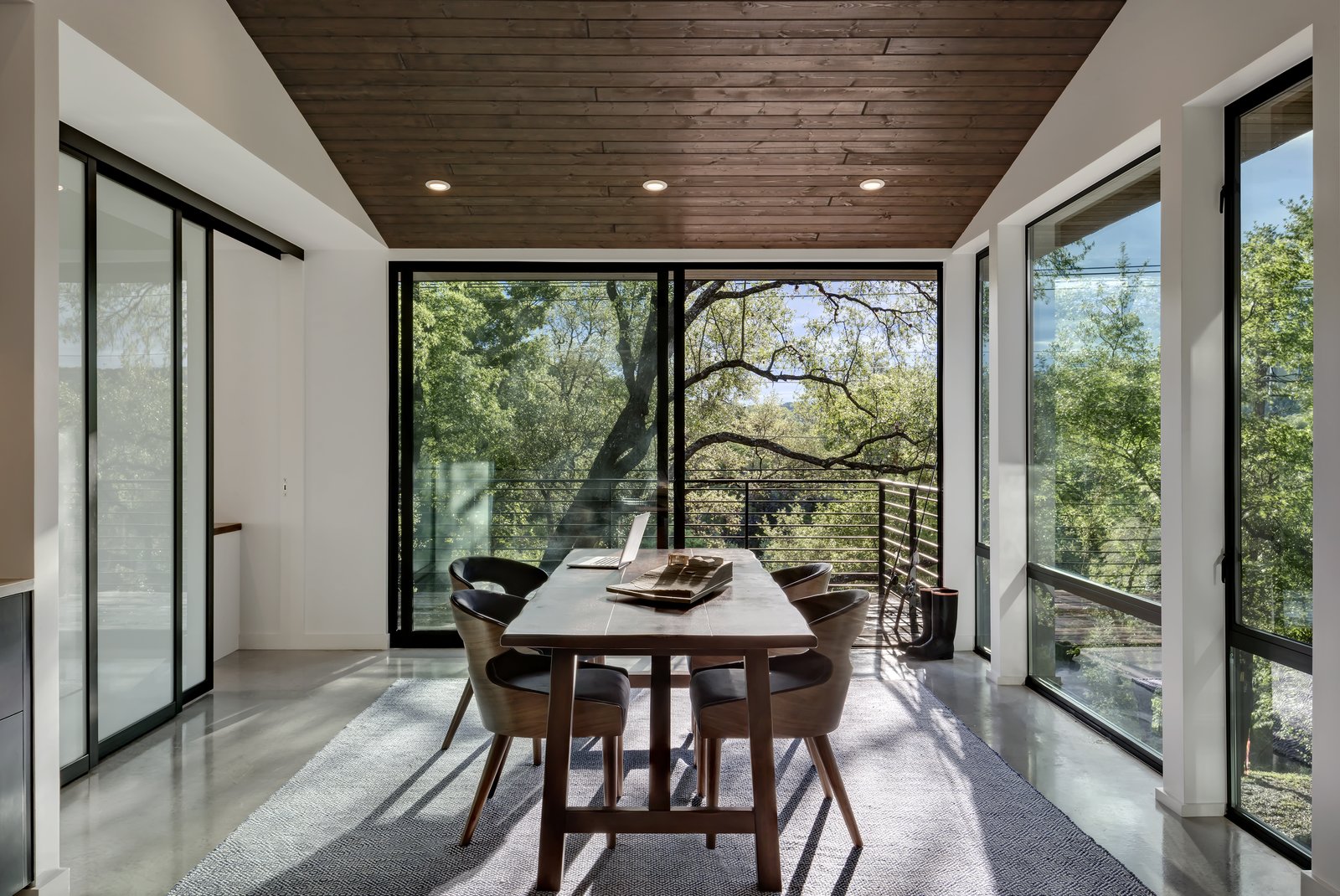 Photo 5 of 10 in An Austin Midcentury a Discreet Home Office
