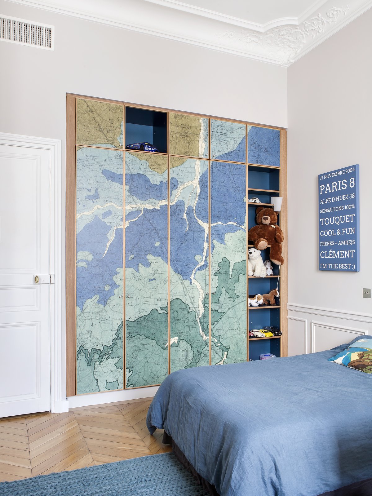 kids room wardrobe