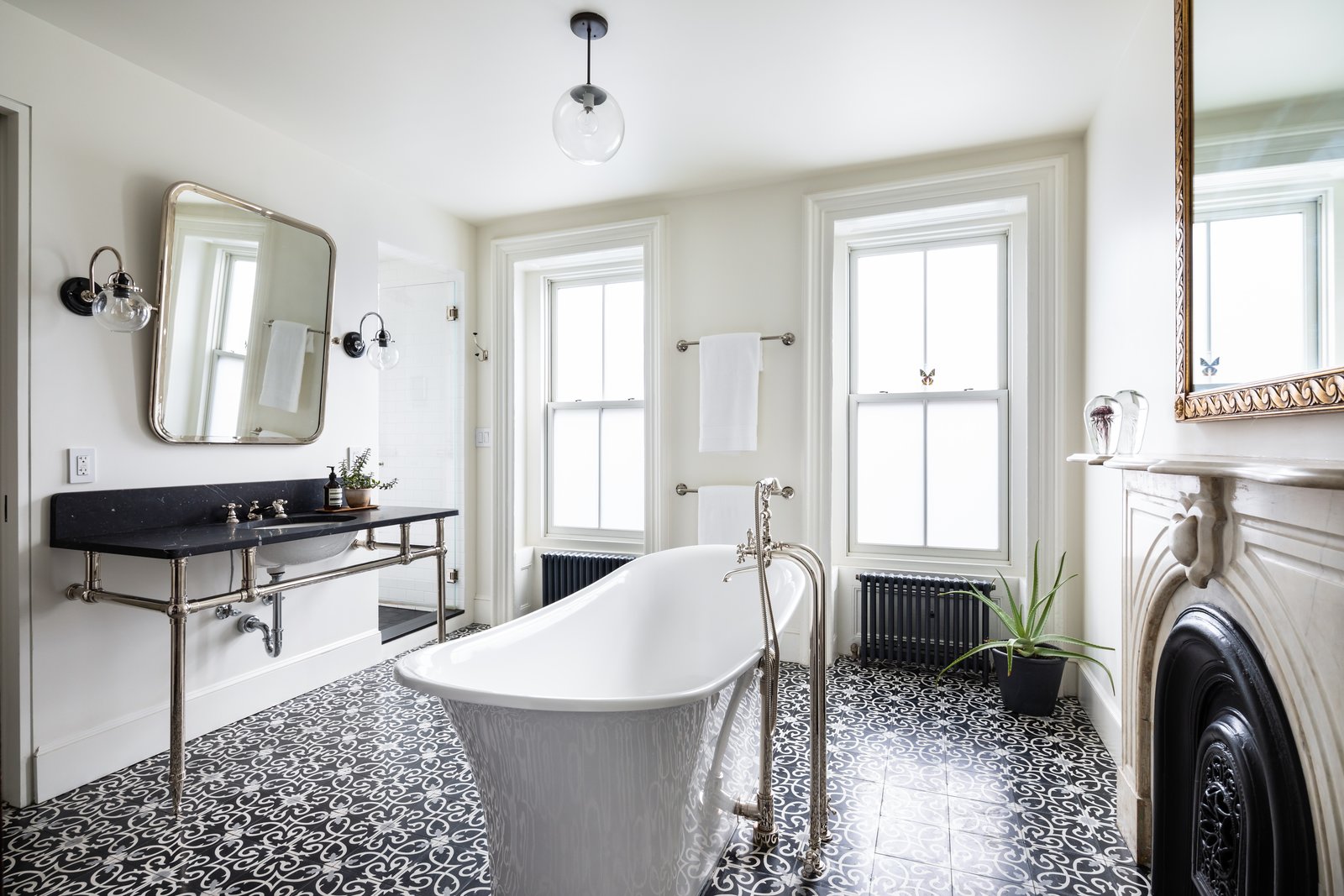 Photo 5 of 12 in A Beautifully Restored Brooklyn Brownstone Is Listed ...