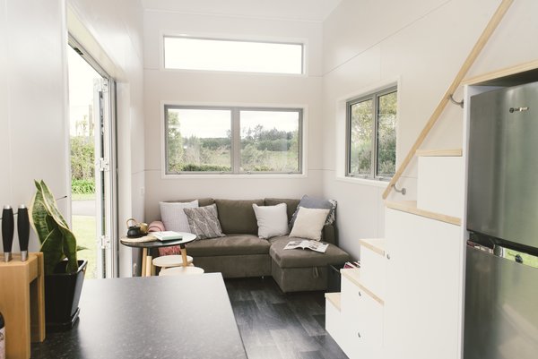 The Buster features high-quality finish and detailing throughout. Thanks to the French doors and ample glazing, natural light is able to easily flood the home. 

