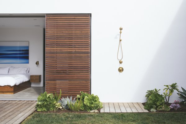 best modern outdoor shower