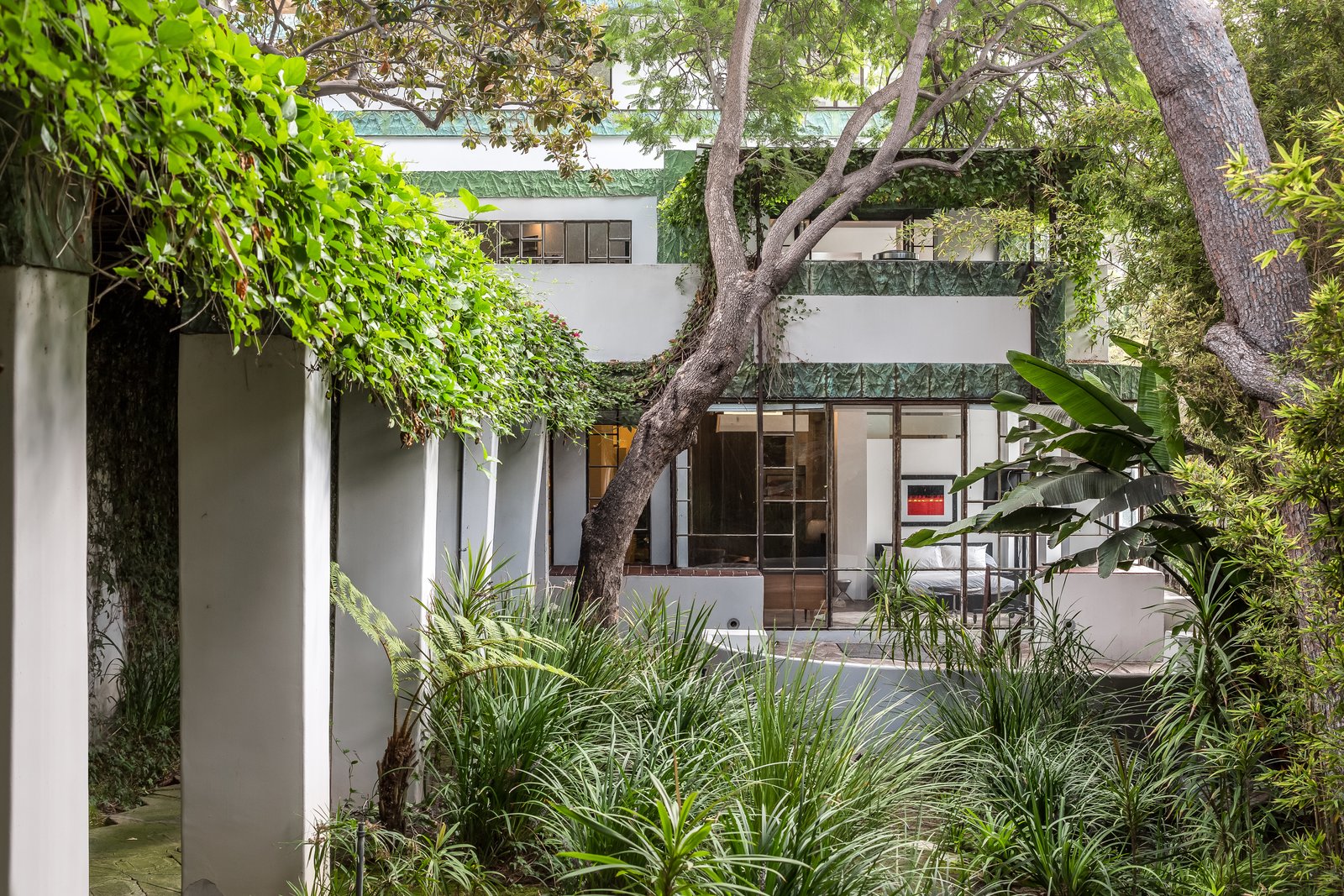 Photo 3 of 17 in Lloyd Wright's Iconic SamuelNovarro House Lists For