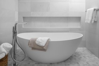 Best 60 Modern Bathroom Soaking Tubs Design Photos And Best 60 Modern Bathroom Soaking Tubs Design Photos And