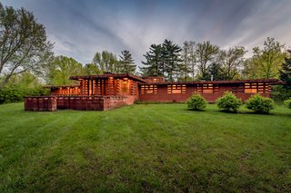 The Usonian Automatic home is built of pre-cast, terra-cotta tinted concrete blocks, formed on a two-foot module. 