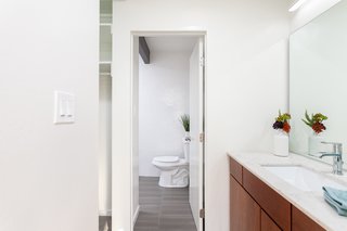 The ensuite master bath means that you can make a beeline for the shower after swimming.