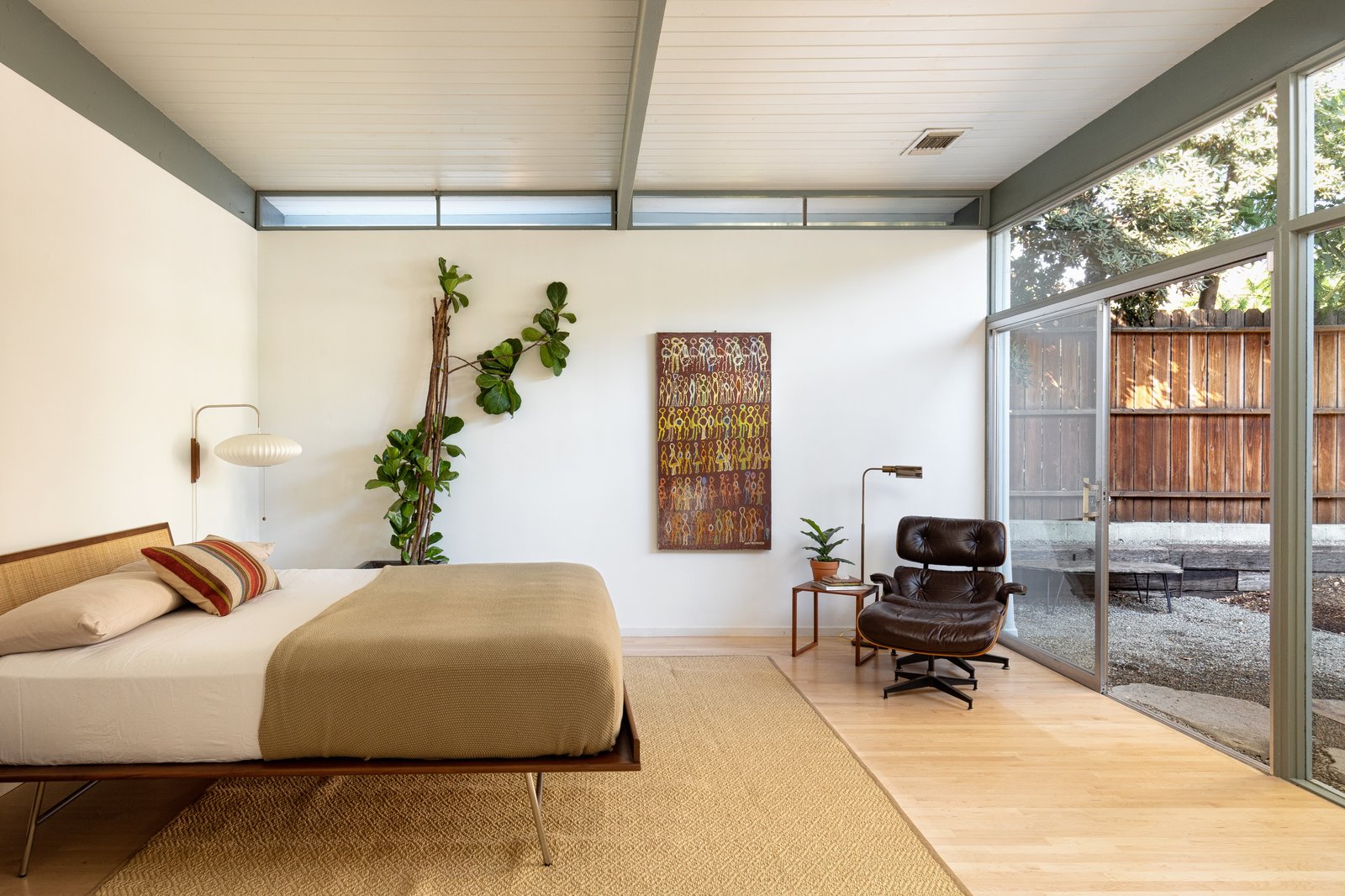 Photo 12 Of 19 In A Picture Perfect Midcentury In Pasadena Lists