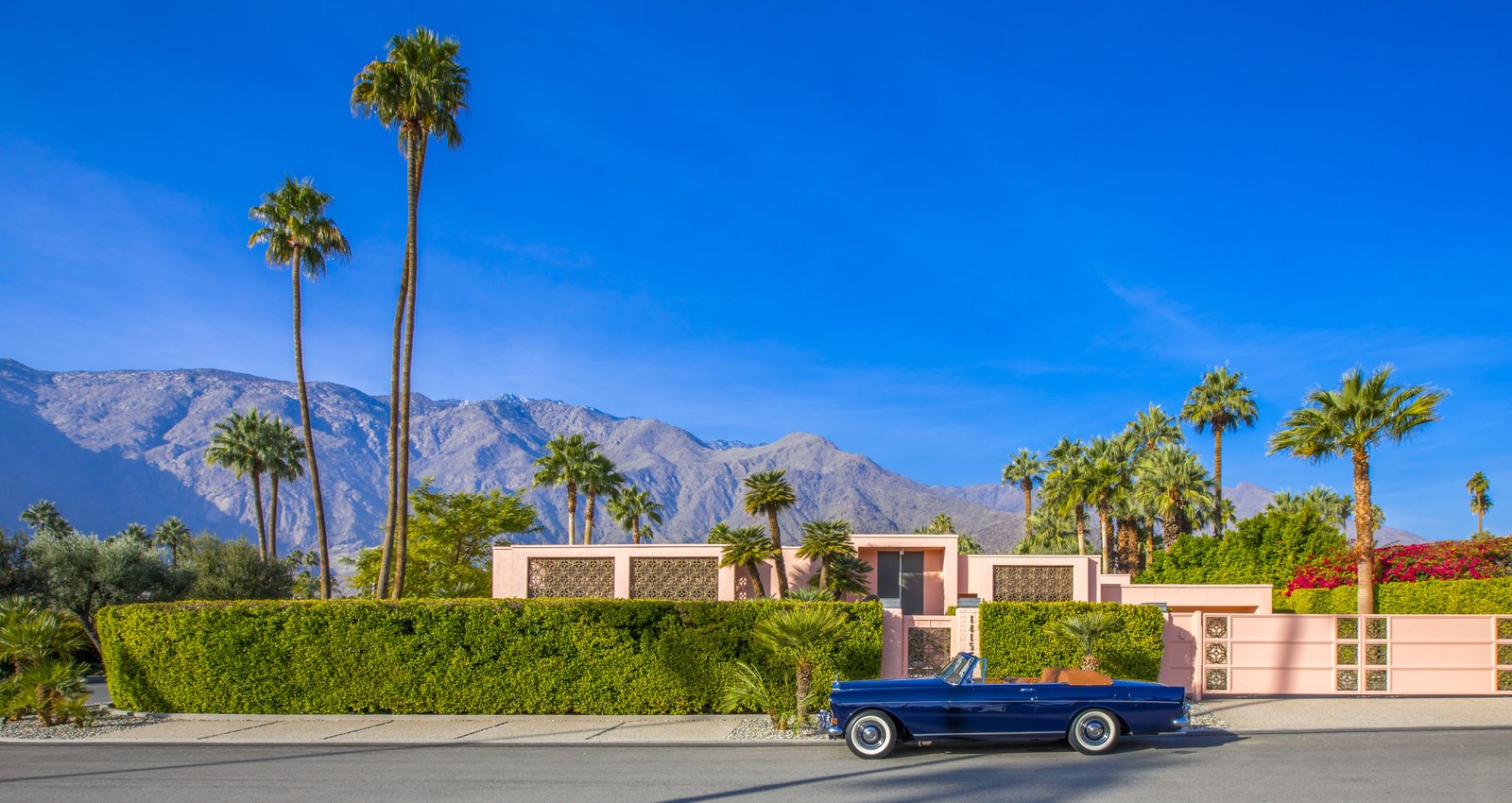 1415 N Camino Centro is a dreamy vision of midcentury Palm Springs, both inside and out.