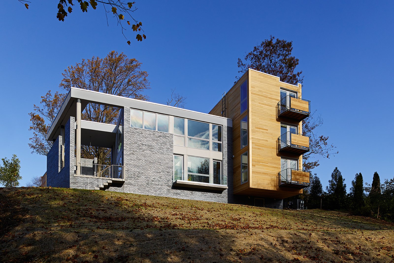 Photo 9 of 9 in St Andrews Residence by Studio of Metropolitan Design