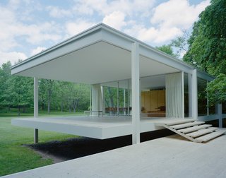 The Farnsworth House is devoid of ornamentation: even the entry stair does not have a hand rail, and not a bolt or weld can be seen. 