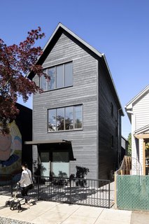 The Slender House won a design award from the American Institute of Architects’ Portland chapter.