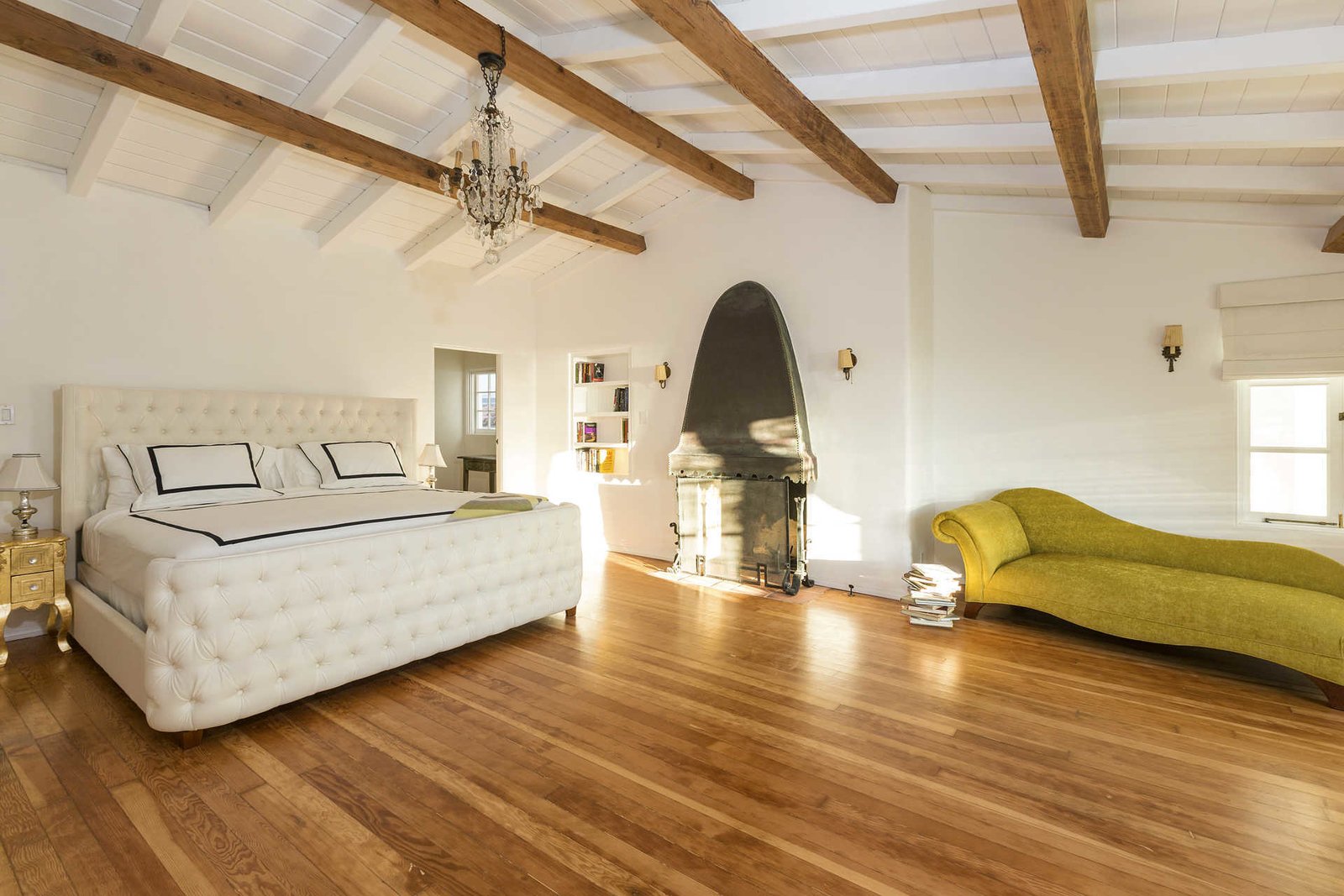 Photo 6 of 13 in A Santa Monica Beach House Built for Norma Talmadge by