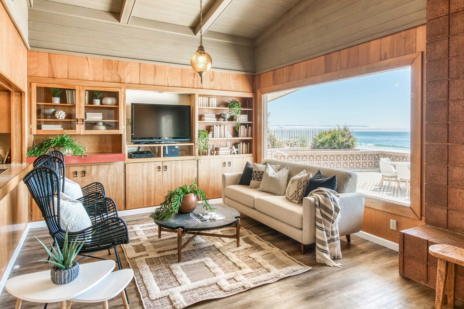 A Beachfront Oasis in Cayucos, California (5 Photos) Dwell