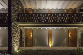 A New Hotel in Morelos Combines Local Mexican Elements With Brutalist Architecture - Photo 3 of 11 -