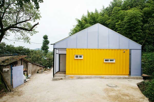 With sponsorship from the Korea Child Fund, Seoul practice JYA-Architects designed this low cost home in the small village of Jangheung in the southeastern province of South Korea, to improve quality of life for a low-income family of seven. Using just three shipping containers and light gauge, translucent framing, this home is a great example of how sustainable design can be used to address a tight budget.