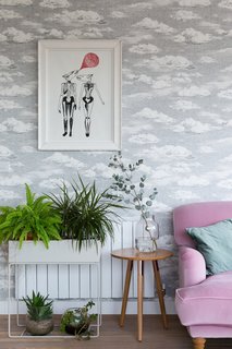 For the living room, Zeng has used Seasons Winter Snowdrift. She opted for this design in the living room because she wanted a minimal pattern that would complement whatever furniture or plants she brought in. She was looking for a pattern that was easy on the eye, and one that would still allow the space to breathe. 