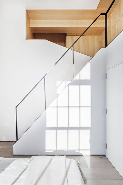 Photo 7 Of 14 In A Small Manhattan Home Gains Space With Two Cozy