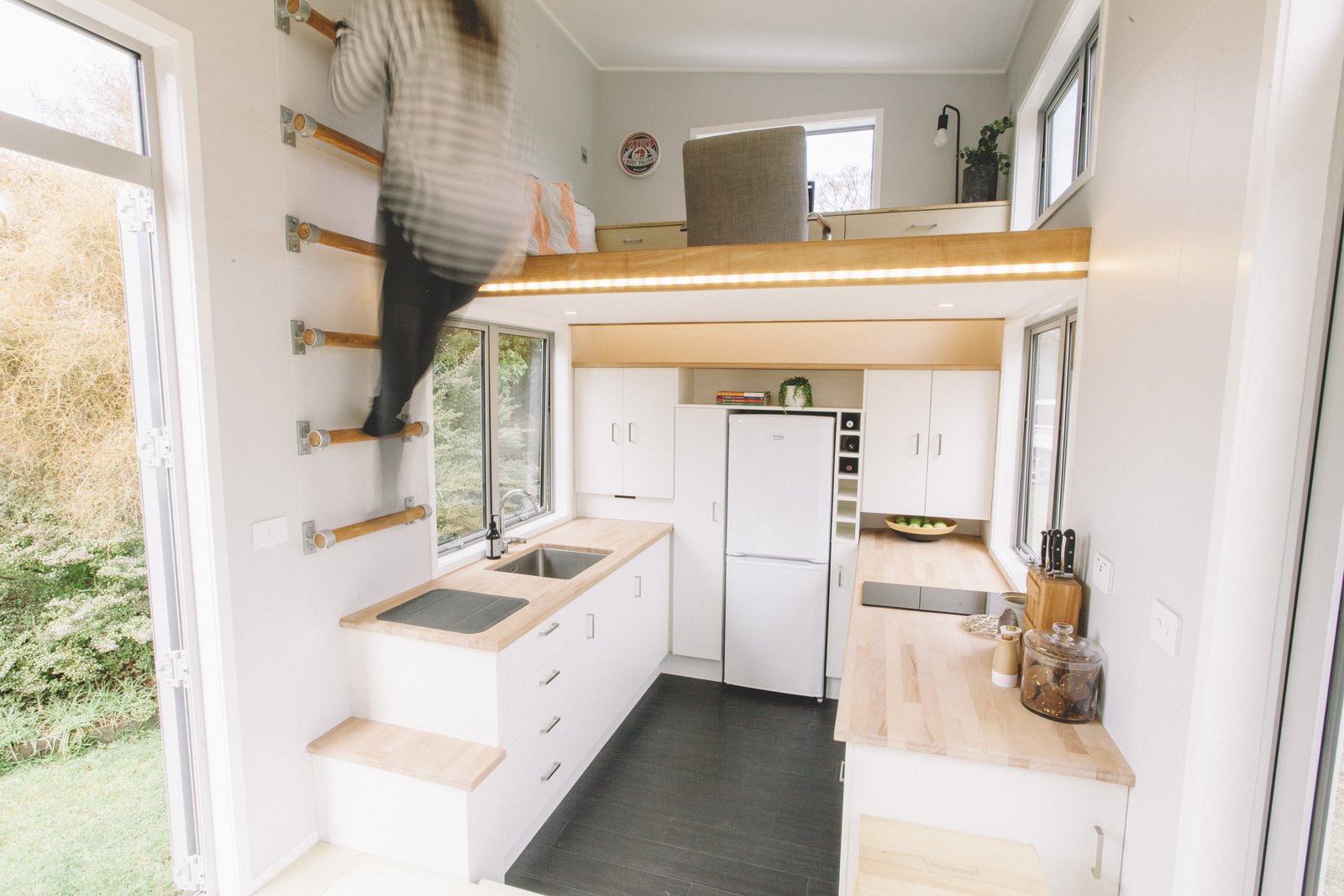 Photo 14 of 16 in This Ingenious Tiny House Saves Space With a Lofted