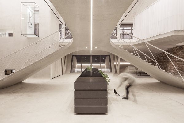 Photo 10 Of 18 In This Loft With A Stunning Staircase Looks Like A