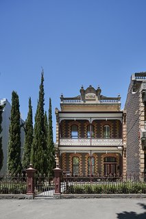 The ornate facade of the renovated, 6,130-square-foot Hatherlie was restored, while the architects demolished the mid-20th century additions to the center of the property and a section of an old "stable" near the rear boundary.