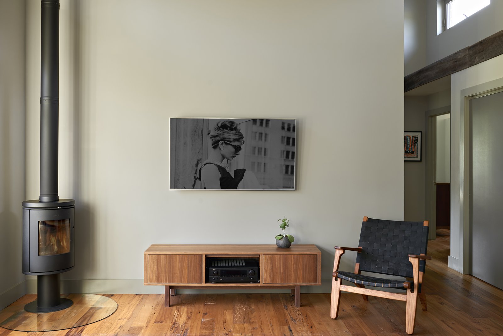 Photo 3 of 4 in Top 4 Homes of the Week With Sensational Fireplaces