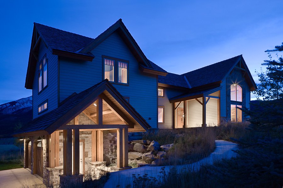 Photo 5 of 14 in Crested Butte Vacation Home by OakBridge Timber Framing Dwell